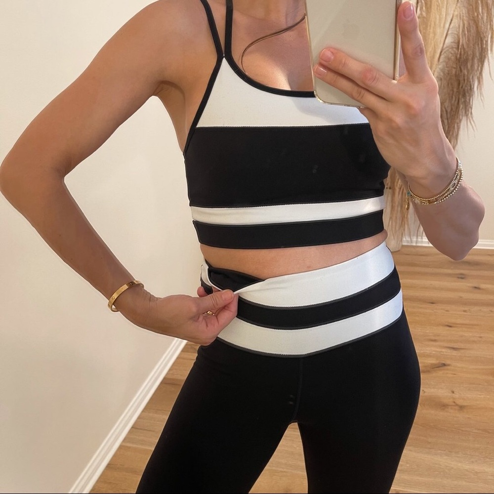 🆕 Let’s Get Sporty Color Block Sports Bra - Picture 3 of 6